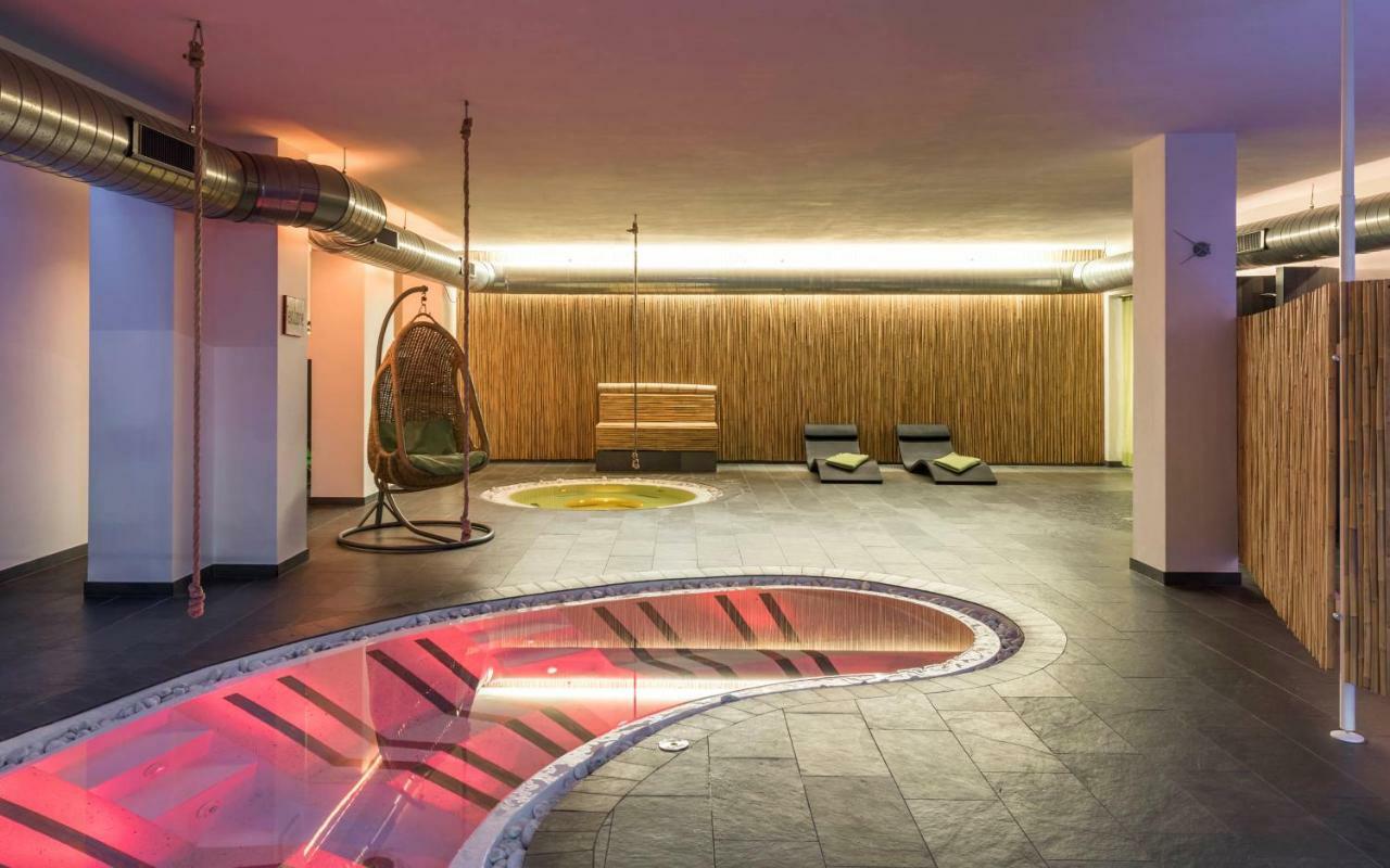 Hotel Bamboo Haupthaus Coldrano Bagian luar foto