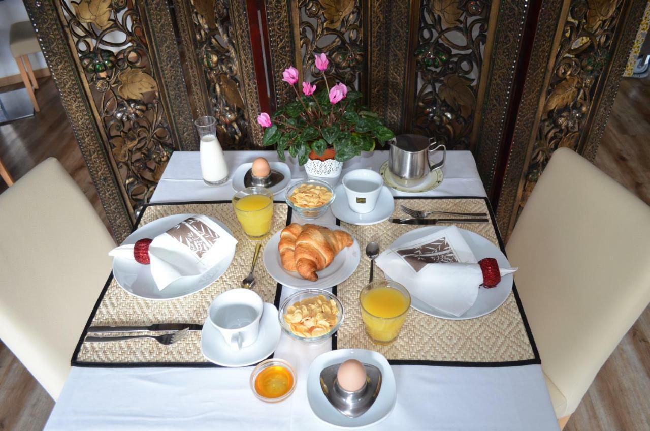 Hotel Bamboo Haupthaus Coldrano Bagian luar foto